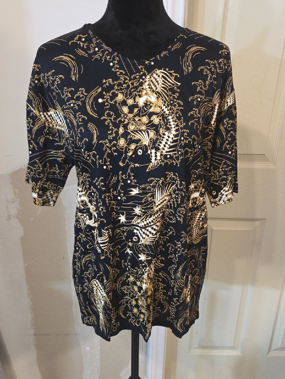 Chiva Street Wear Black Tee Blouse Metallic Gold Koi Graphic  Constallations